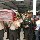 Despedida. Colegas, familiares y amigos rindieron honores al sargento.