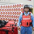 Dotación. Son 58 chalecos y cascos que se adquirieron para los paramédicos y conductores de ambulancias.