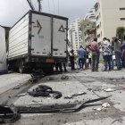 El automotor se incendió y luego estalló en la parte frontal, quedando muy afectado.
