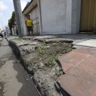 Los moradores denuncian el mal estado de las veredas