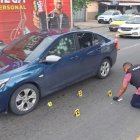 Las víctimas viajaban en un vehículo azul en la vía Perimetral cuando fueron atacadas