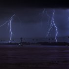 Una tormenta eléctrica azotó la madrugada de este miércoles 22 de Febrero en GYE.