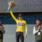 Jonas Vingegaard se impuso en la segunda etapa y es el nuevo líder de la ronda gallega.