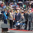 El primer mandatario ingresó acompañado de otros altos mandos.