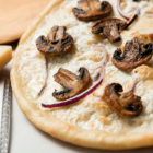 La pizza blanca es la novedad en restaurantes italianos de Reino Unido.