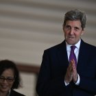 ohn Kerry, enviado especial del Presidente de los Estados Unidos de América para el Clima, llega para una reunión con la ministra de Medio Ambiente de Brasil, Marina Silva,