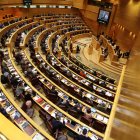 Vista general de una sesión del Senado español en Madrid.