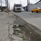 Sur. La vía principal de la Pradera es una de las más afectadas en el sur de la urbe.