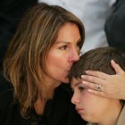 Fotografía de archivo en la que se registró a Jacqueline Pinochet (i), la hija menor del ex dictador chileno Augusto Pinochet, en Santiago de Chile.