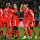 Los jugadores del Bayern celebran el 1-2 ante el Stuttgart.