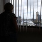 Anonimato. Mariana (nombre protegido) cambió su estilo de vida luego del fallecimiento de su hijo. Renunció a su trabajo y desapareció su vida social.