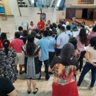 Un buen número de feligreses acudieron a la convocatoria que realizó esta parroquia católica el viernes 3 de marzo de 2023.