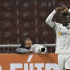 José Angulo festeja tras marcar el segundo tanto de Liga de Quito en la goleada sobre Delfín.