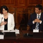 Fotografía tomada el pasado 6 de marzo en la que se registró a Verónica Undurraga y Sebastián Soto, presidenta y vicepresidente de la recién conformada Comisión Experta para el proceso constituyente, durante la sesión de instalación de la comisión, en la antigua sede del Congreso, en Santiago de Chile. EFE/Elvis González