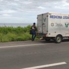 Criminalística acudió al sitio del crimen para hacer el levantamiento del cadáver