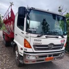 Elementos. El tanquero que llevaba el derivado de combustible es una de las evidencias incautadas.