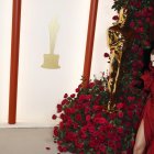 La modelo Cara Delevingne llega para la 95 edición de la ceremonia anual de los Premios de la Academia.