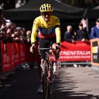 Carapaz lució el maillot tricolor.