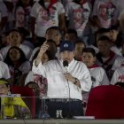 El presidente de Nicaragua, Daniel Ortega (d), en una fotografía de archivo.