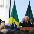 El Presidente de Brasil, Luiz Inácio Lula da Silva, participa de la ceremonia de lanzamiento del programa nacional de seguridad pública PRONASCI II, hoy en el Palácio del Planalto en Brasília (Brasil).