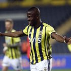 Enner Valencia registra 2 goles en la Europa League