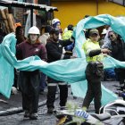 Decenas de personas fueron registradas este miércoles, 15 de marzo, al ayudar en las labores de rescate de una veintena de mineros atrapados en un socavón de carbón