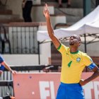 La "Canarihna" de fútbol playa le pegó un baile a Ecuador.