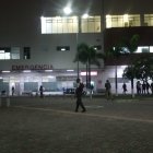 Personal policial acudió al centro hospitalario para verificar lo sucedido