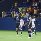 Lautaro Díaz de cabeza puso el gol
