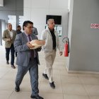 Figueroa y Molestina llegaron al Complejo Judicial con varias carpetas que dijeron fueron analizadas con rigurosidad.