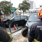 Colisión. La mañana de ayer lunes, dos automóviles colisionaron en una de las esquinas conflictivas