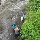 Sangolquí. Los voluntarios realizaron una limpieza del río San Pedro.