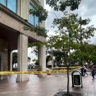 El sitio se encuentra acordonado por seguridad de los peatones