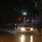 Se tenía previsto que la marea subiera a 5 metros y el agua se rebosara en diferentes zonas.