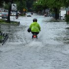 Sector de la Alborada, norte de Guayaquil, completamente inundado.