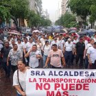 Los transportistas piden que el pasaje del bus urbano suba a 40 centavos.