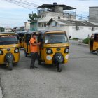 Ocho de las once compañías de mototaxis del cantón Playas resolvieron elevar la tarifa del pasaje.