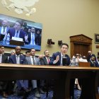 Ejecutivo.- El consejero delegado de TikTok, Shou Zi Chew, en el congreso de Estados Unidos.