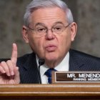 Fotografía de archivo del presidente del comité de Exteriores del Senado, el demócrata Bob Menéndez