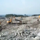 Ciudadanos denunciaron en redes sociales maquinaria que era usada por personas que se dedican a la minería ilegal.