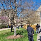 Fotografía cedida por el Departamento de Policía de Nashville que muestra el exterior del colegio privado en el que, este 27 de marzo de 2023, se registró un tiroteo.