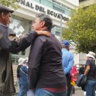 Ciudadanos se reunieron en la mañana para exigir que la Corte admita el juicio político y prometieron regresar el 28 de marzo.