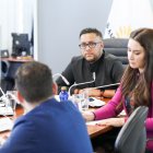 reunión. Miembros de la Comisión de Asuntos Internacionales de la Asamblea.