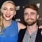Daniel Radcliffe y Erin Darke compartieron la noticia con sus amigos.