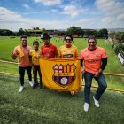 Socios de Barcelona estuvieron presenten en el último entrenamiento de equipo
