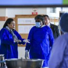 En el albergue San Juan de Dios, un espacio de acogida para migrantes y refugiados venezolanos que recibe asistencia del Programa Mundial de Alimentos (PMA) y de la Oficina del Alto Comisionado de las Naciones Unidas para los Refugiados (ACNUR), en Quito (Ecuador).