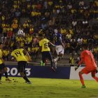 La selección nacional mostró otra cara en el segundo tiempo donde consiguió igualar el partido.