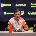 Fabián Bustos dibujó ya el esquema para enfrentar a Mushuc Runa.