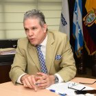 El desabastecimiento en hospitales del IESS, esponden a los lentos procesos de contratación y que los proveedores que cumplen los plazos para la entrega de lo establecido en el contrato según el director provincial de la institución, Enrique Fócil.