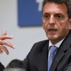 El ministro de Hacienda argentino, Sergio Massa, comunicó la medida.